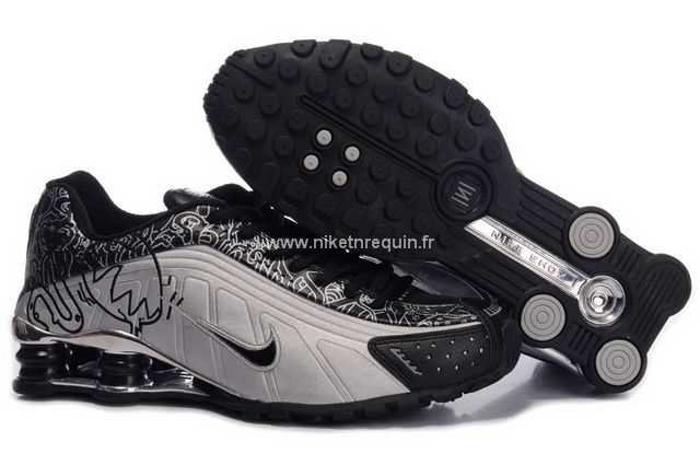 Argentee Et Noire Shox R4